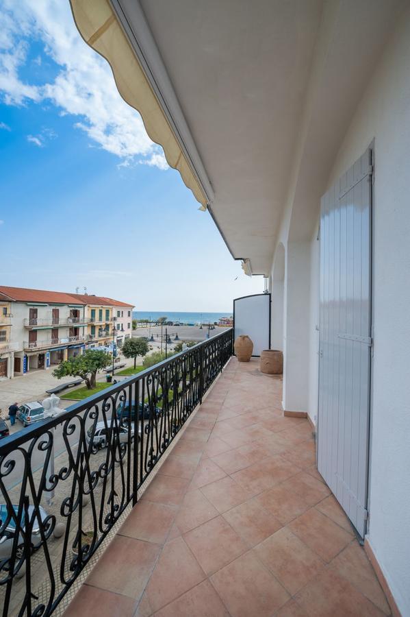 Appartamenti Casalvelino كاسال فيلينو المظهر الخارجي الصورة