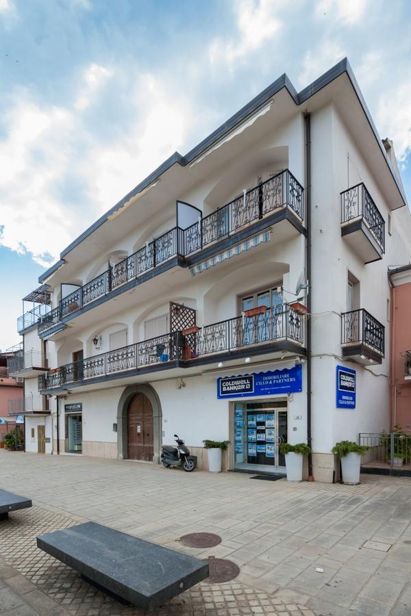 Appartamenti Casalvelino كاسال فيلينو المظهر الخارجي الصورة